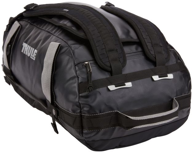 Спортивная сумка Thule Chasm Duffel 40L (Black) 3204413 670:500 - Фото 11