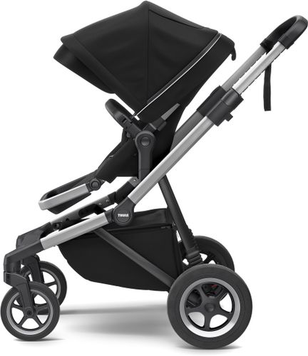 Stroller Thule Sleek (Midnight Black) 670:500 - Фото 2