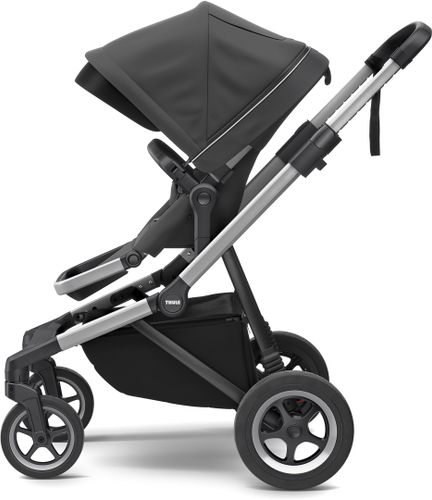 Детская коляска с люлькой Thule Sleek (Shadow Grey) 11000008 670:500 - Фото 2