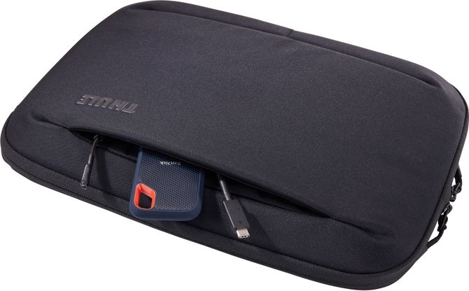 Thule Subterra 2 MacBook Sleeve 14&quot; (Qora) 670:500 - Фото 7