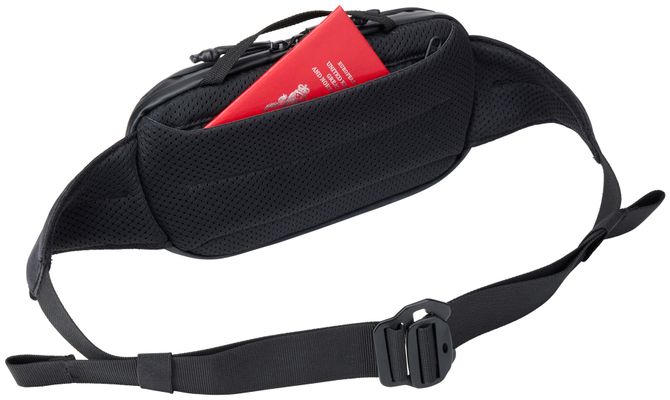 Сумка на пояс Thule Aion Sling Bag (Black) 670:500 - Фото 6