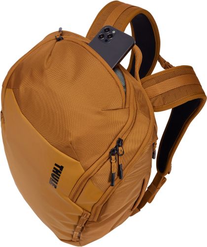 Рюкзак Thule Chasm Backpack 26L (Golden) 3204983 670:500 - Фото 5